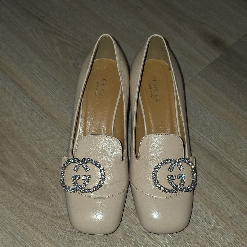 Gucci Women's Beige Loafers with Crystal Logo